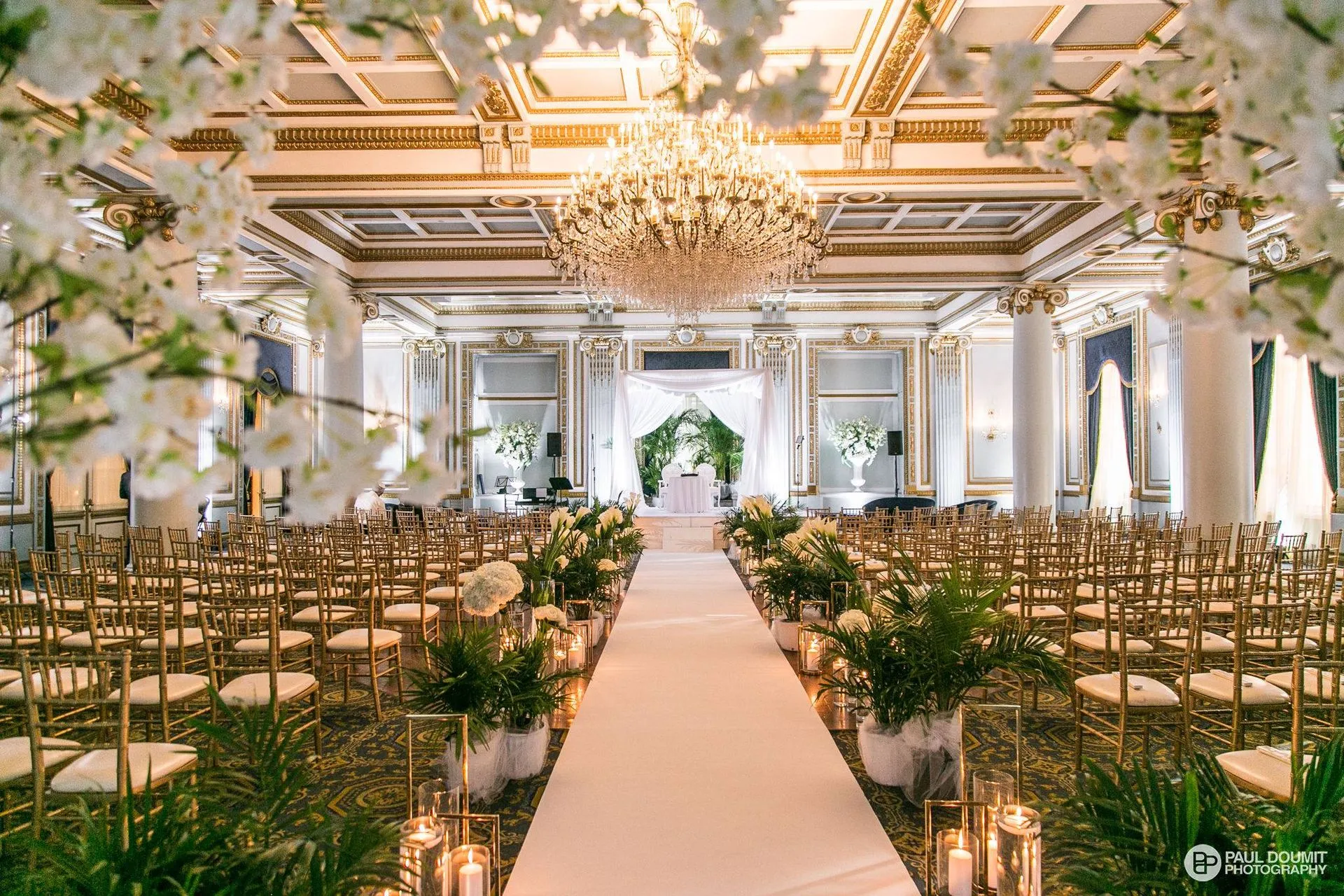 Le Windsor Montreal Wedding Venue