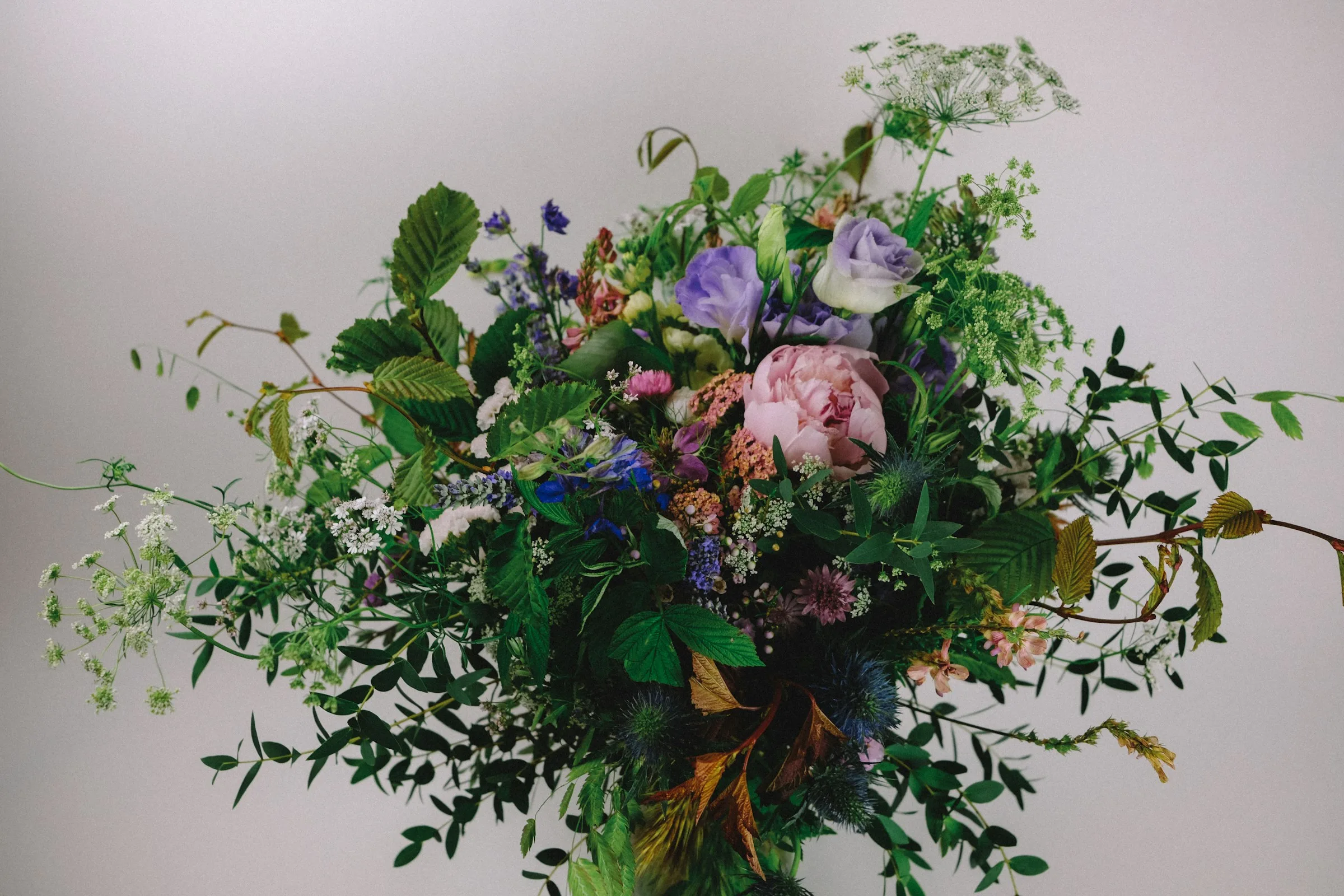 Beautifully arranged, locally sourced wedding flowers in Toronto, showcasing sustainable floral designs with seasonal blooms.