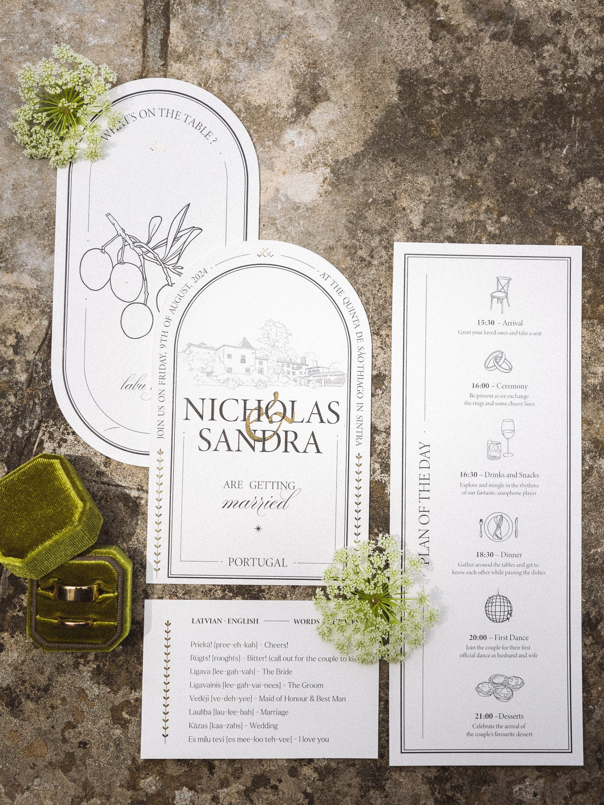 Paldies Studio Wedding Invitations Photo: Laura Apine Photography