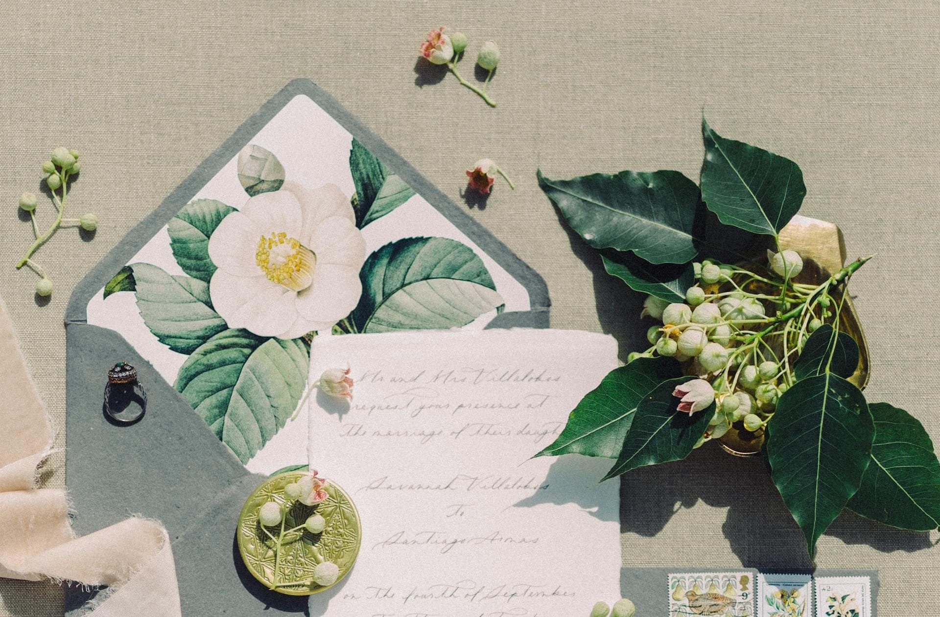 Floral wedding invitations